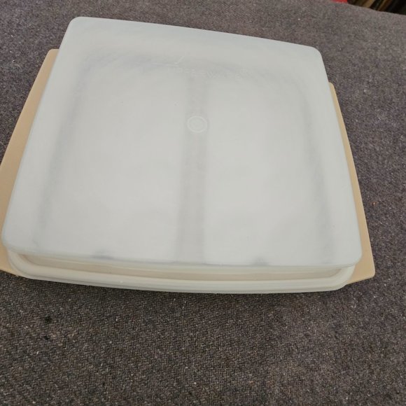 VTG Tupperware 723-4 Pc Ivory Color Deviled Egg Container Tray Keeper w/… - Picture 7 of 8